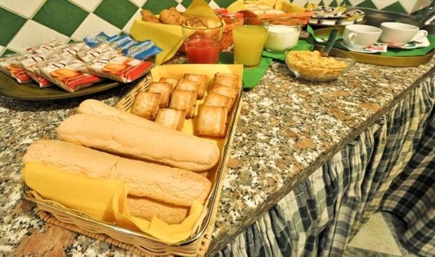 ألغيرو B&B Blue Wave المظهر الخارجي الصورة
